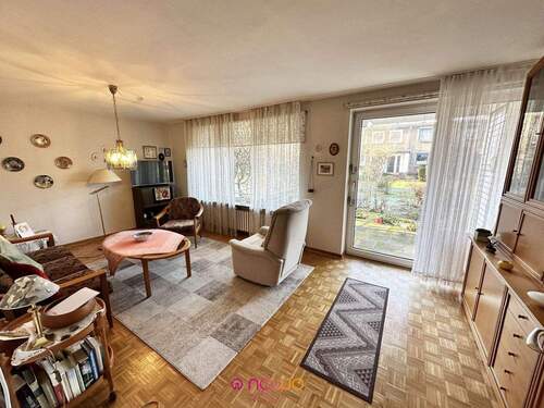 Geräumiges Wohnzimmer - 