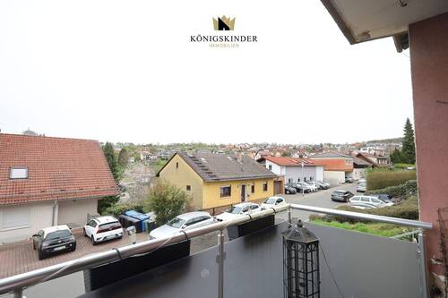 Blick in die Straße nach rechts... - 