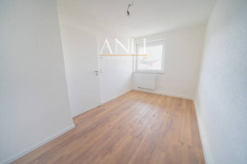 Kind : Office - 3 Zimmer Wohnung Weißenhorn - 