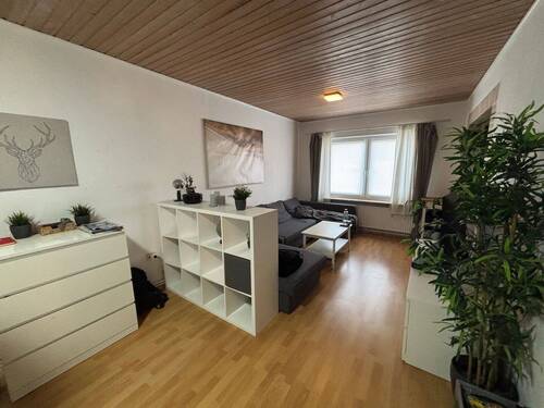 Wohnzimmer - 2 Zimmer Etagenwohnung zur Miete in Bremen