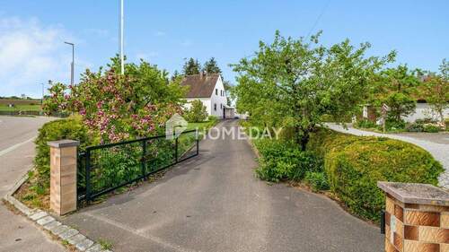 Außenansicht 5 - Gemütliches EFH mit schönem Garten und großem Grundstück