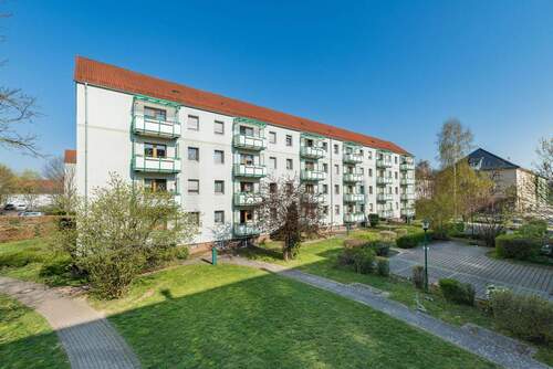 AWG_0006_thaelmannstr.jpg - Großzügige 4-Raum Wohnung in zentraler Lage