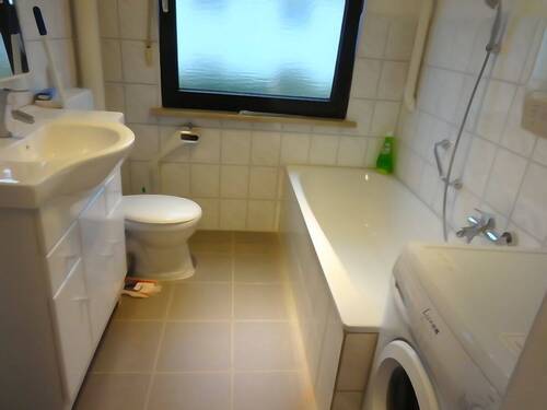 Bad - Etagenwohnung mit 54,00 m&sup2; in Sulzbach-Rosenberg zum Kaufen