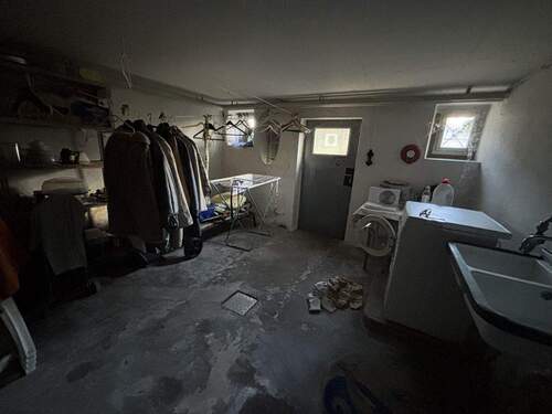 Kellerraum/Waschküche - 