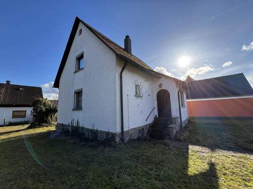 Ansicht Wohnhaus - Gestalten Sie hier etwas Neues!