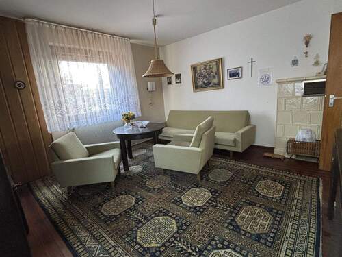 Wohnzimmer - Einfamilienhaus mit 65,00 m&sup2; in Wernberg-Köblitz zum Kaufen