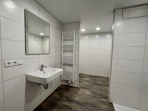 Musterbild Badezimmer - 
