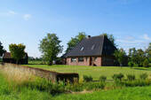 679 Seitenansicht Straße - 
