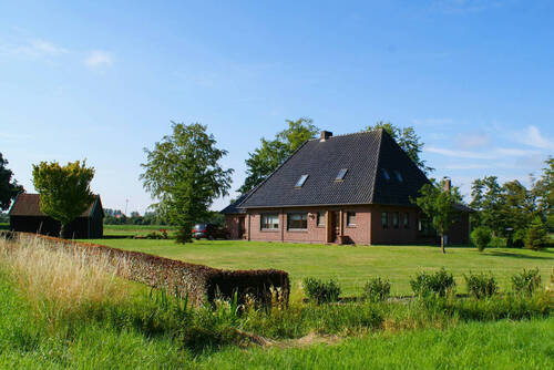 679 Seitenansicht Straße - 