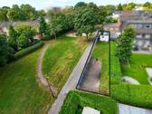 Flurstück mit Garage - 