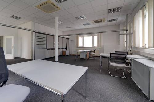Büro EG - 