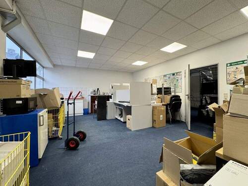 Büro / Küche / Aufenthaltsraum I - 