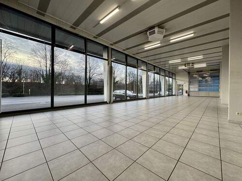 Verkaufsfläche III - Gewerbeobjekt (Büro, Produktion, Verkauf) in Heppenheim zur Miete