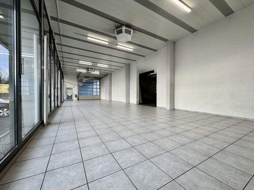 Verkaufsfläche IV - 