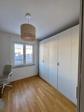 Schlafen 2 / Büro - 