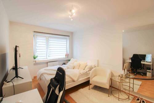 Schlafzimmer 1 - 4 Zimmer Etagenwohnung in Wiesbaden