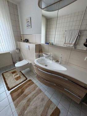 Bad - 3 Zimmer Etagenwohnung zum Kaufen in Bad Zwesten