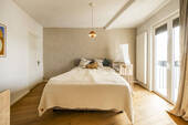 Elternschlafzimmer mit Balkonzugang - 