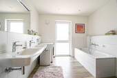 Badezimmer.jpg - 