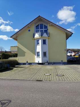Seitenansicht - Etagenwohnung mit 61,00 m² in Sasbach zum Kaufen