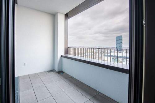 Fassade in urbanem Kontext - Etagenwohnung mit 63,40 m&sup2; in Berlin zum Kaufen