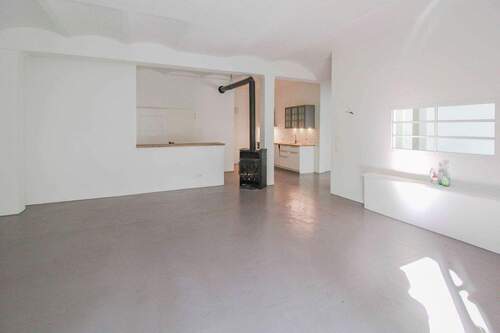 Wohnen und Essen mittlere Whg - Etagenwohnung mit 198,20 m&sup2; in Blaustein zum Kaufen