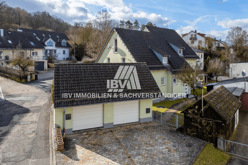 Titel - Nicht nur die Zimmer-Anzahl überrascht bei diesem Haus !