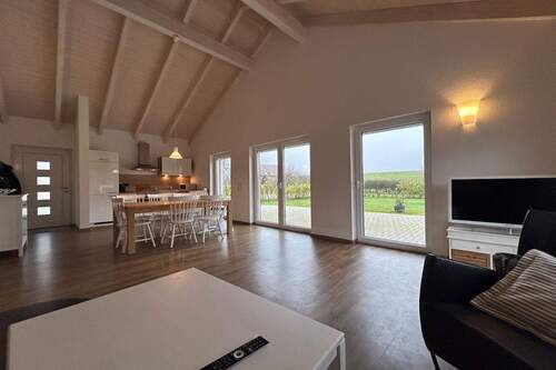 Wohn- und Esszimmer - 