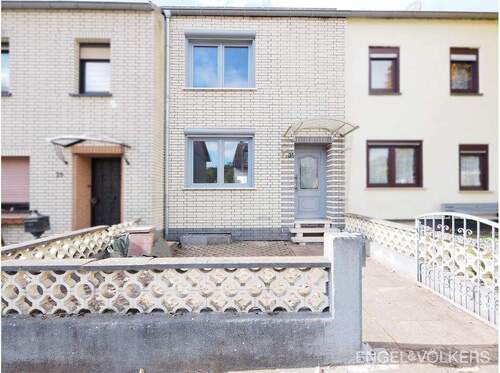 Bild 1 - Charmantes Reihenmittelhaus in Saarbrücken-Burbach!