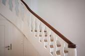 Treppe - 4 Zimmer Mehrfamilienhaus, Wohnhaus zum Kaufen in Heidelberg Handschuhsheim