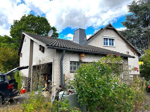 Garage.jpeg - Gestorf - Springe, Einfamilienhaus it viel Platz und wunderschönem Garten