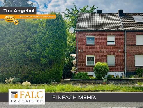 Straßenansicht - Doppelhaushälfte mit Einliegerwohnung, Endarbeiten und einem weitläufigen Grundstück