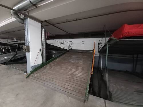 Stellplatz - Garage, Stellplatz in München