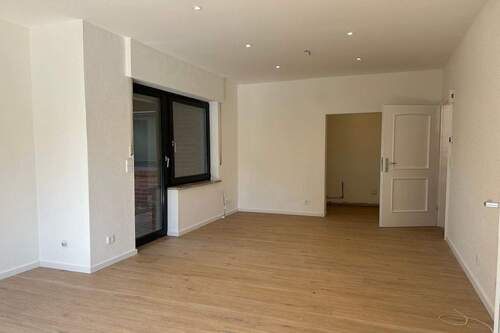 Wohn- und Esszimmer - 