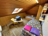 Zimmer 2 Dachgeschoss - 