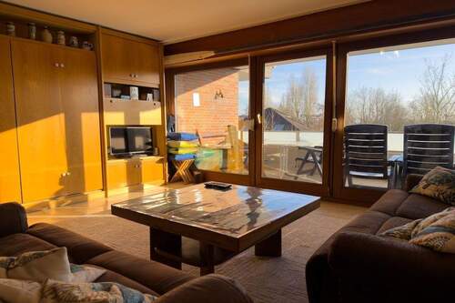 Wohnzimmer - 2 Zimmer Etagenwohnung in Butjadingen