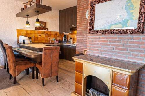 Offener Küchenbereich mit EBK - 