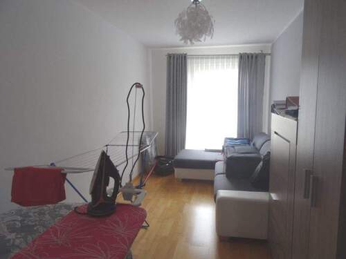 Gästezimmer - alternativ Kind o. Büro - 