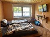 Schlafzimmer - EG - 