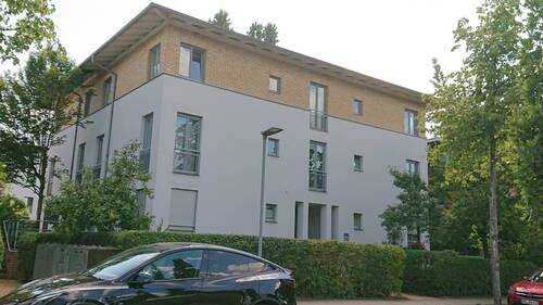 Hausansicht 1.jpeg - Gemütliche 1 Zimmer Wohnung mit offener Küchenzeile