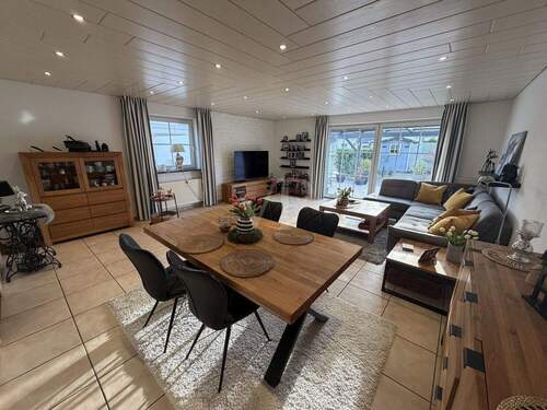 Wohn/Esszimmer - 4 Zimmer Doppelhaushälfte in Fröndenberg / Hohenheide