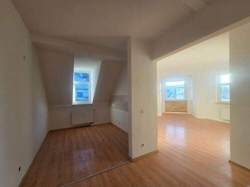 DG rechts in Vermietung - 