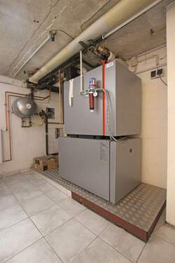 Whg. 1 - Ölheizung - 