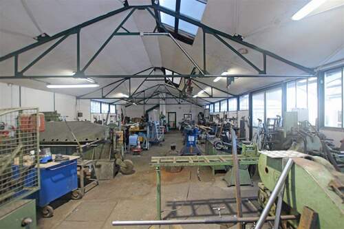 Gewerbehalle - Bild 2 - 