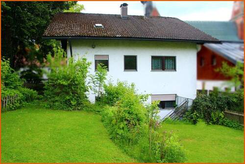 Gartenansicht - 7 Zimmer Einfamilienhaus zum Kaufen in Zwiesel