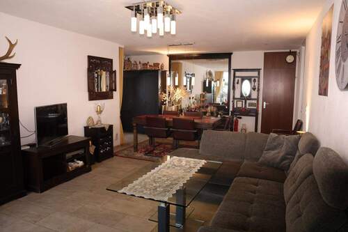 Wohnzimmer (7).JPG - Etagenwohnung mit 89,00 m² in Taufkirchen zum Kaufen