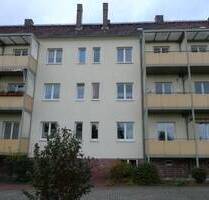 Forst, 3-Raumwohnung mit Balkon am Freibad, Nähe Rosengarten - Forst (Lausitz) Forst-Stadt