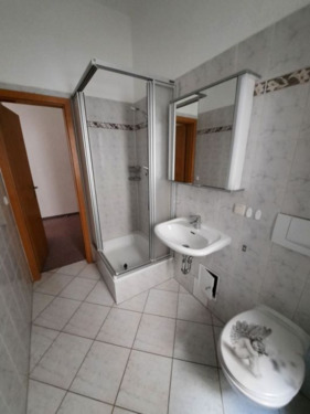 kgcik1gf.png - Etagenwohnung mit 50,00 m&sup2; in Naumburg (Saale) zur Miete