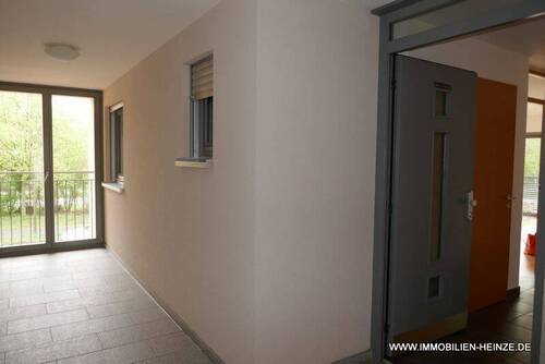 atraktiver, großer Eingangsbereich - 