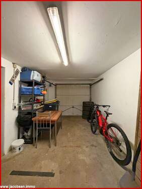 Garage - 